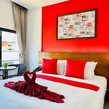 Pj Patong Resortel Buitenkant foto