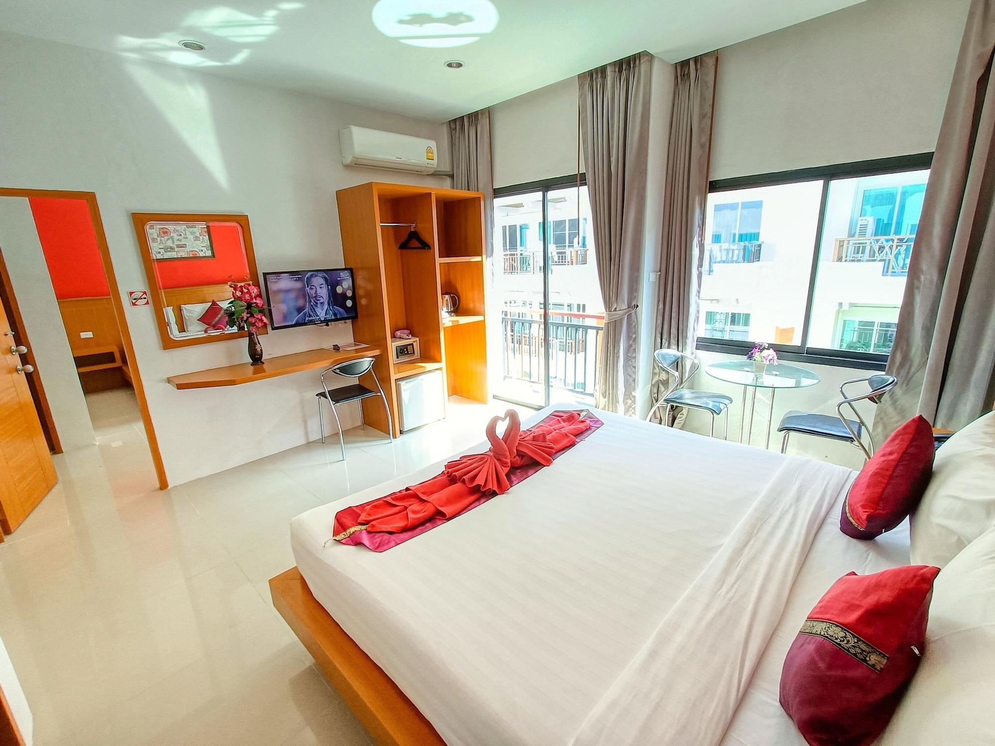 Pj Patong Resortel Buitenkant foto