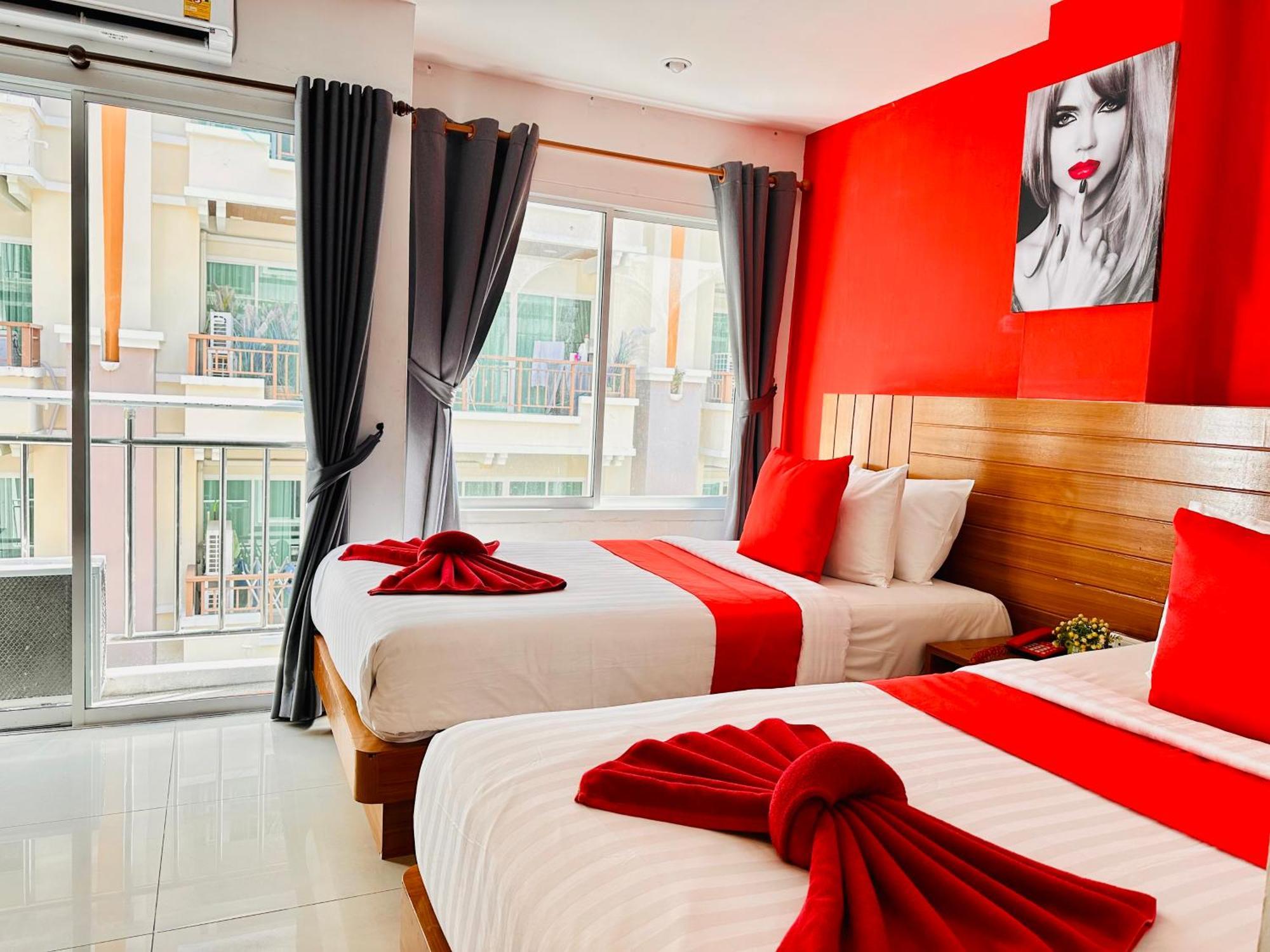 Pj Patong Resortel Buitenkant foto